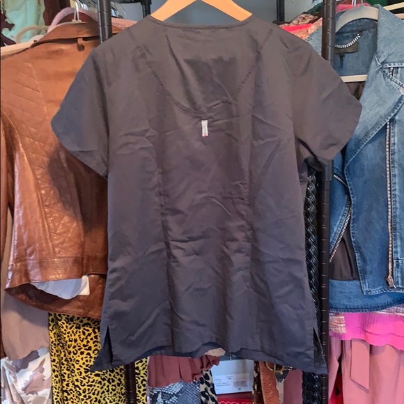 Grey’s Anatomy active scrub top size medium - grey - Picture 3 of 4